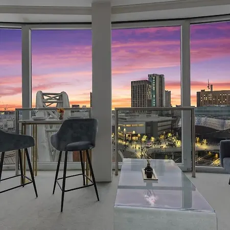 Apartment Luxury Rotunda With Free Voucher In New Street Birmingham